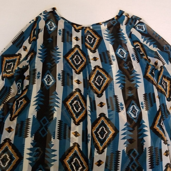 Mimx Aztec High-low Sheer Top - Picture 4 of 6